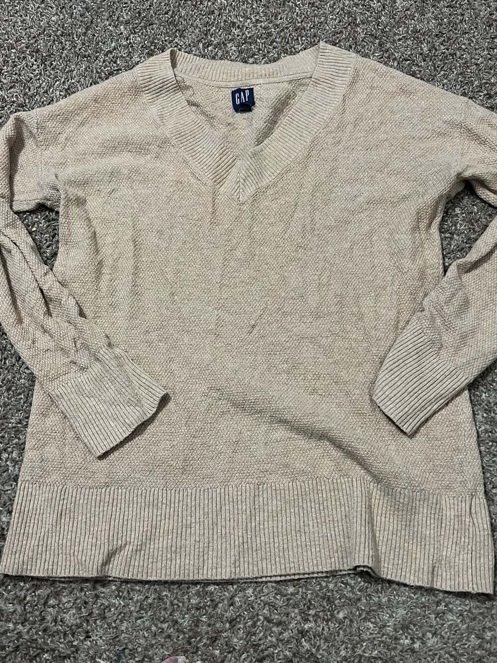 Gap Women's V-Neck Sweater